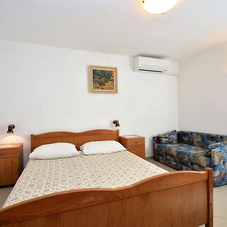 House Rahela Hotel Mali Losinj Exterior photo